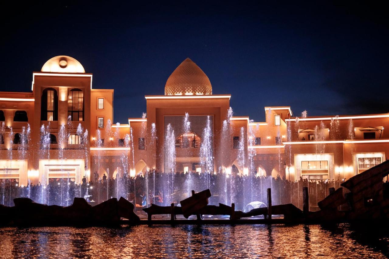 Karavansaray Turkistan Harbour Hotel -Flying Theatre Access Exterior foto The fountains at the Emirates Palace