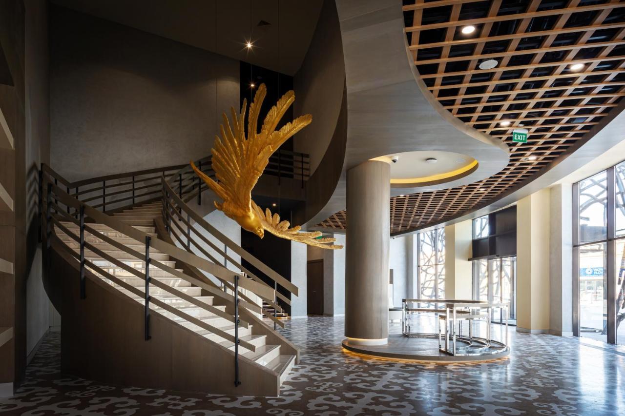Karavansaray Turkistan Harbour Hotel -Flying Theatre Access Exterior foto Interior of the National Museum of Oman