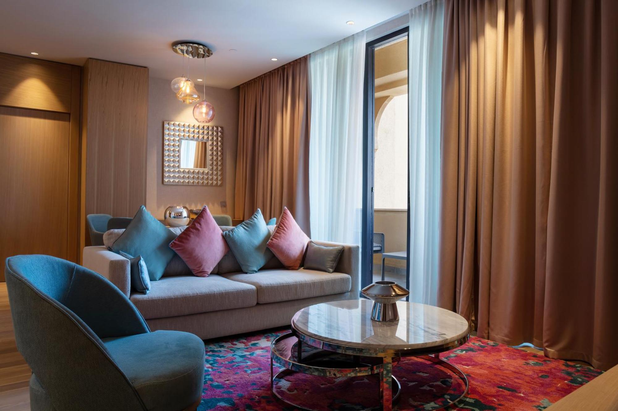 Karavansaray Turkistan Harbour Hotel -Flying Theatre Access Exterior foto A suite at the hotel
